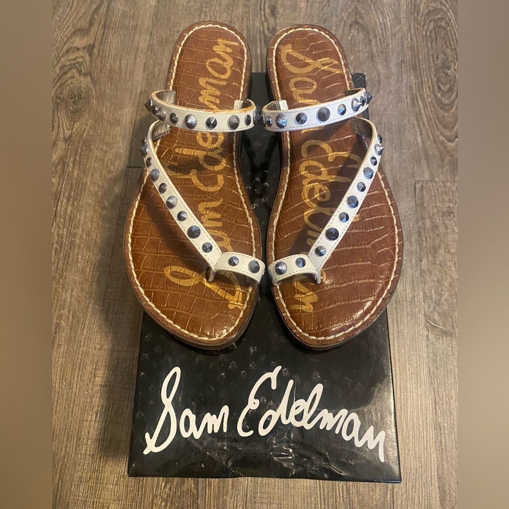 Sam Edelman Gordie White Studded Sandals NIB Size 8.5